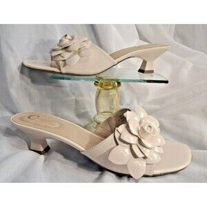 Nude Faux Patent Leather Flower Floral Kitten Heel Slides Sandals Mule Size 10